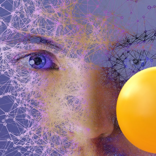 Niebieskie tło a na nim cyfrowa twarz kobiety